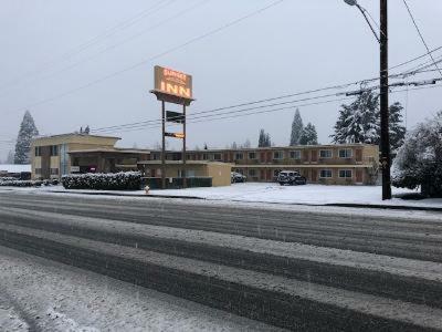 Sunset Inn Grants Pass Exteriör bild
